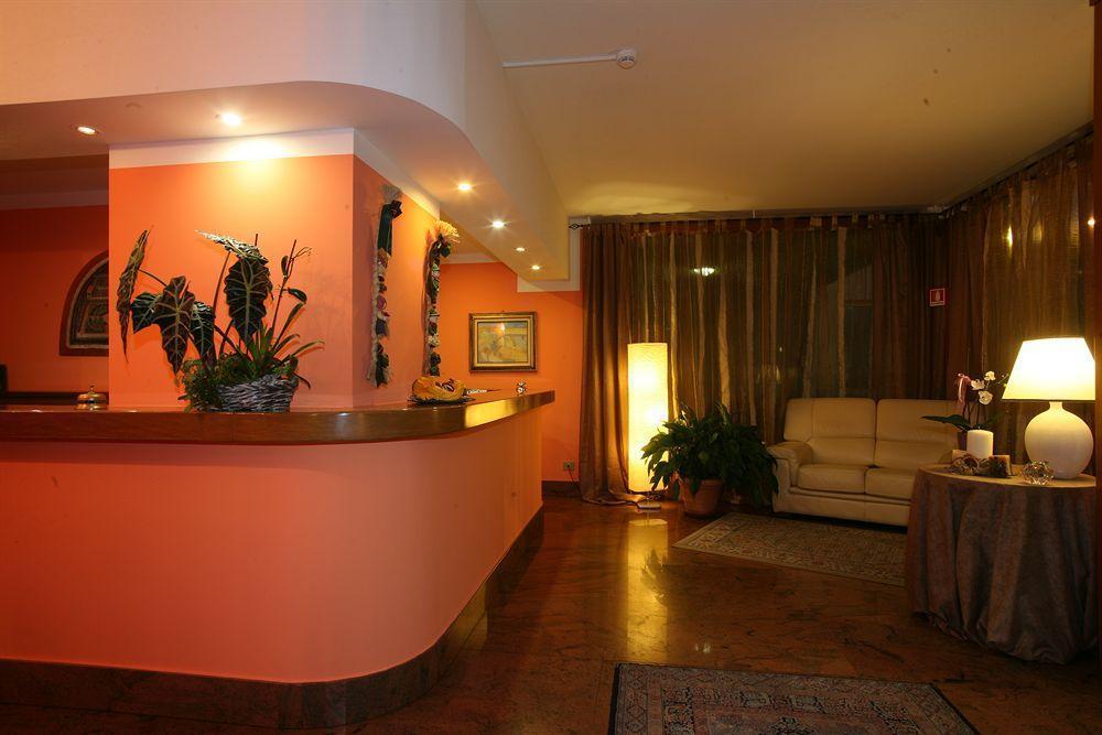 Hotel Le Pageot Aosta Dış mekan fotoğraf