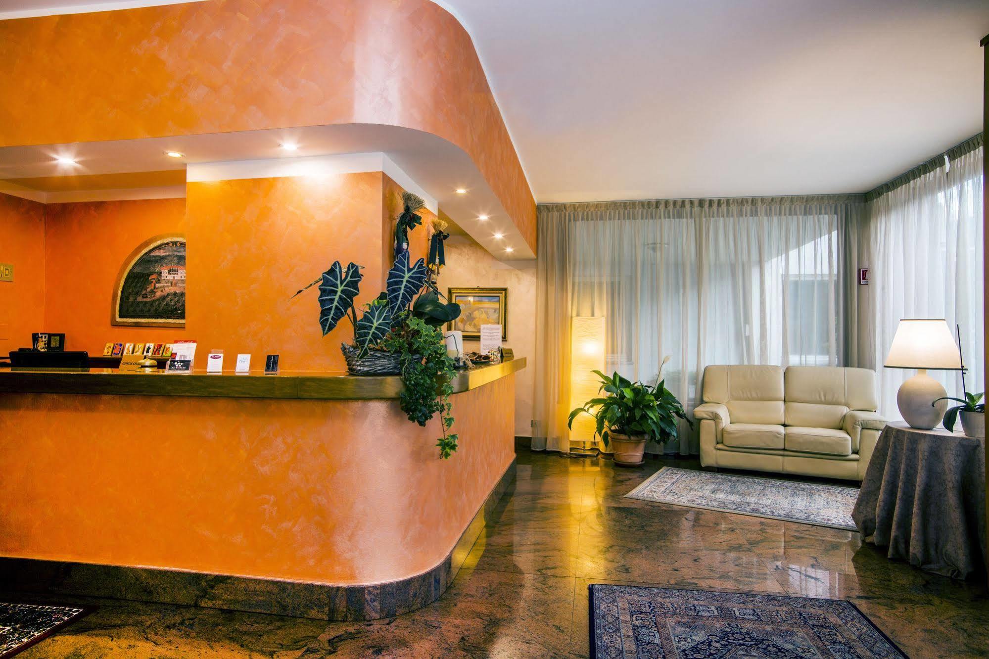 Hotel Le Pageot Aosta Dış mekan fotoğraf