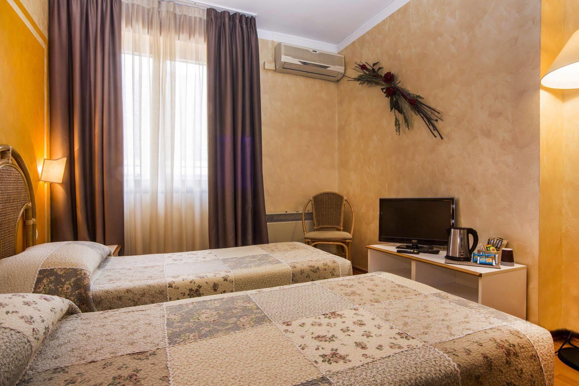 Hotel Le Pageot Aosta Dış mekan fotoğraf